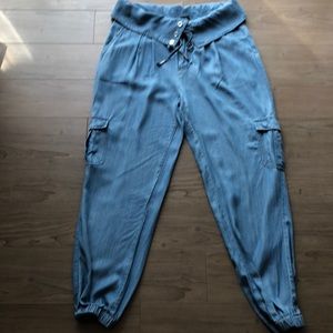 Bebe chambray pants